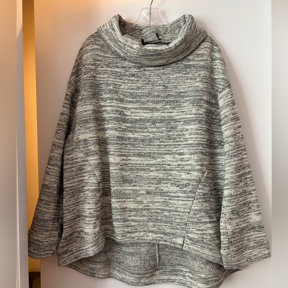 Anthropologie Gray cowl neck sweater women’s